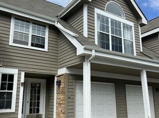 6165 Chasewood Pkwy APT 205, Minnetonka, MN 55343