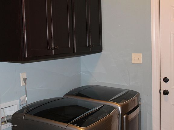 3rd image of 12629 Miller Farms Dr