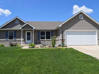 52619 Common Eider Trl, South Bend, IN, 46628