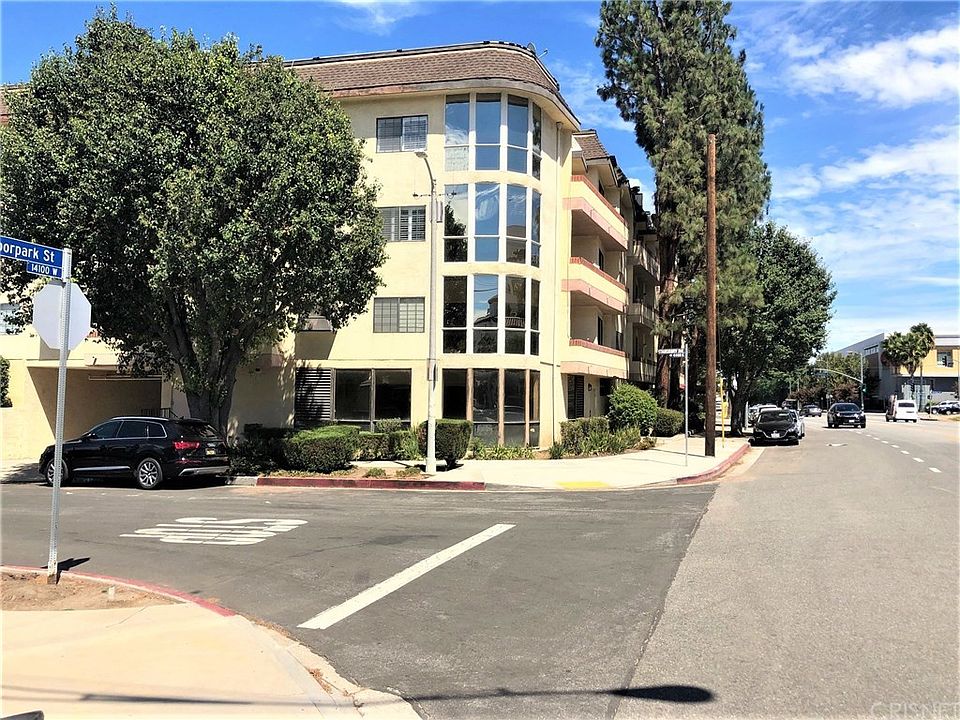1st image of 14115 Moorpark St APT 206