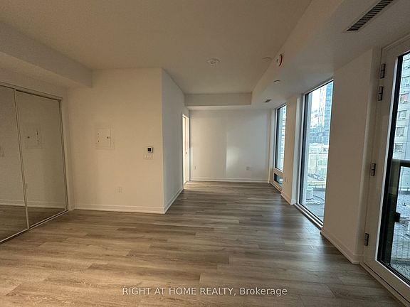 5th image of 121 Saint Patrick St #417
