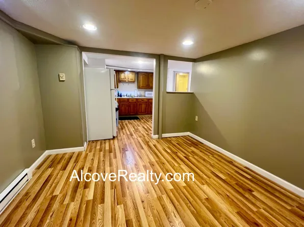40 Alfred Rd, Arlington, MA