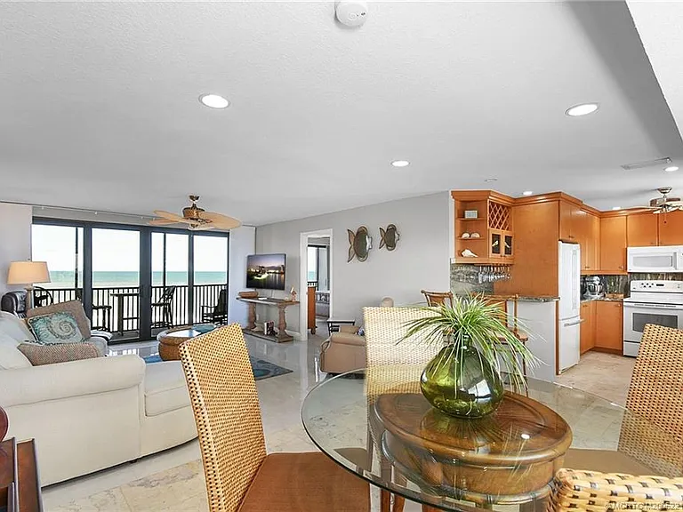 2375 NE Ocean Blvd #E402 — Photo 4