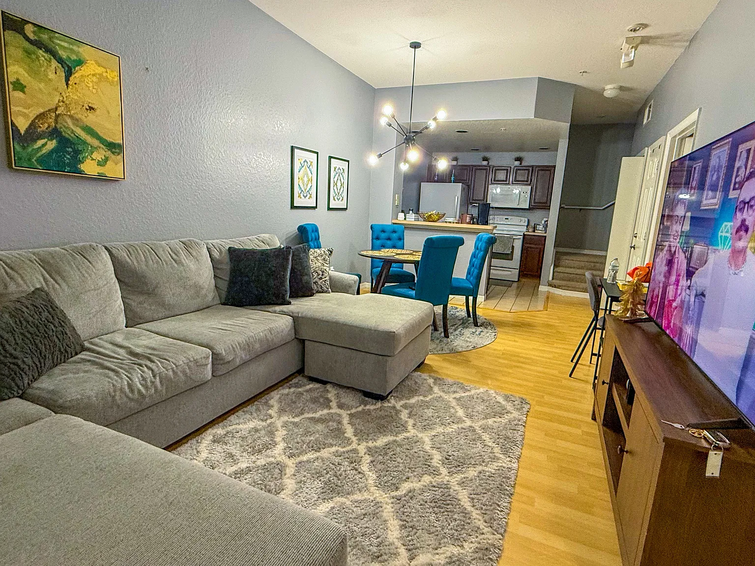 3 bed, $800 — Photo 3