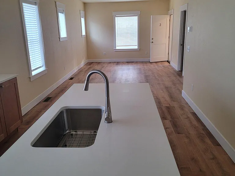 427 E Pine St #2 — Photo 9