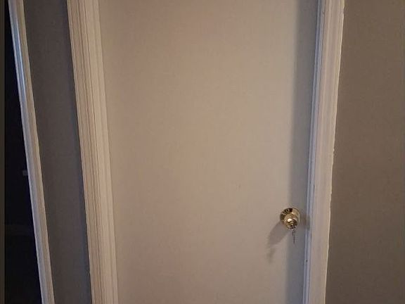 3rd image of 6465 River Park Dr #6465