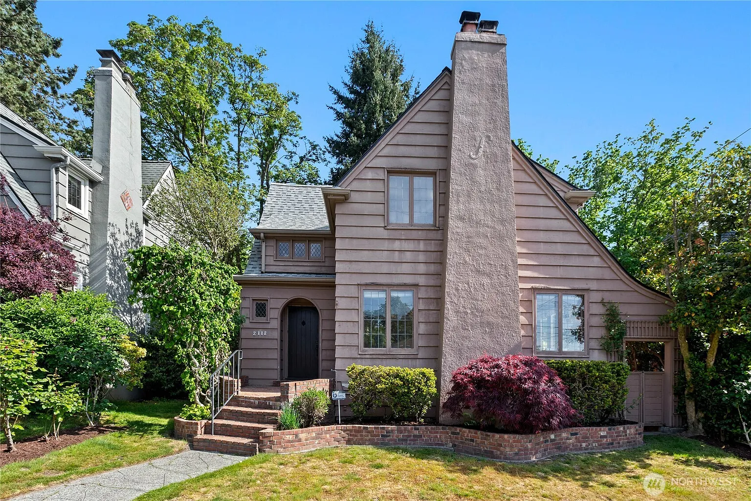 2118 NE Park Road photo 1