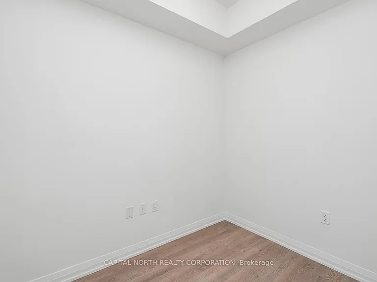 9000 Jane St #329 — Photo 19