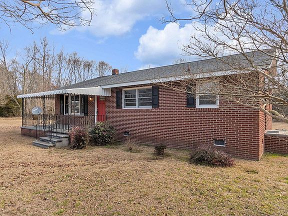 2nd image of 506 Sugar Creek Rd