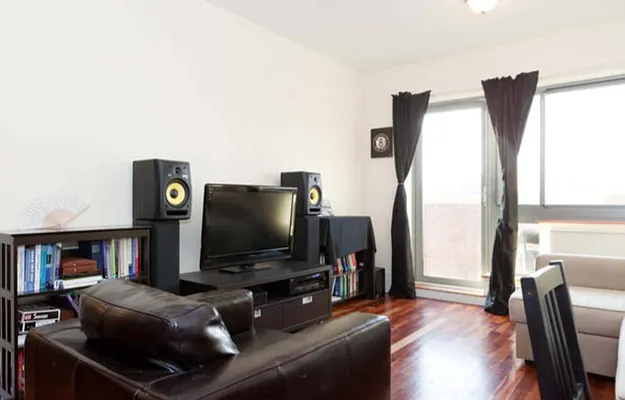 Rented by Gotham City Realty Group | media 18