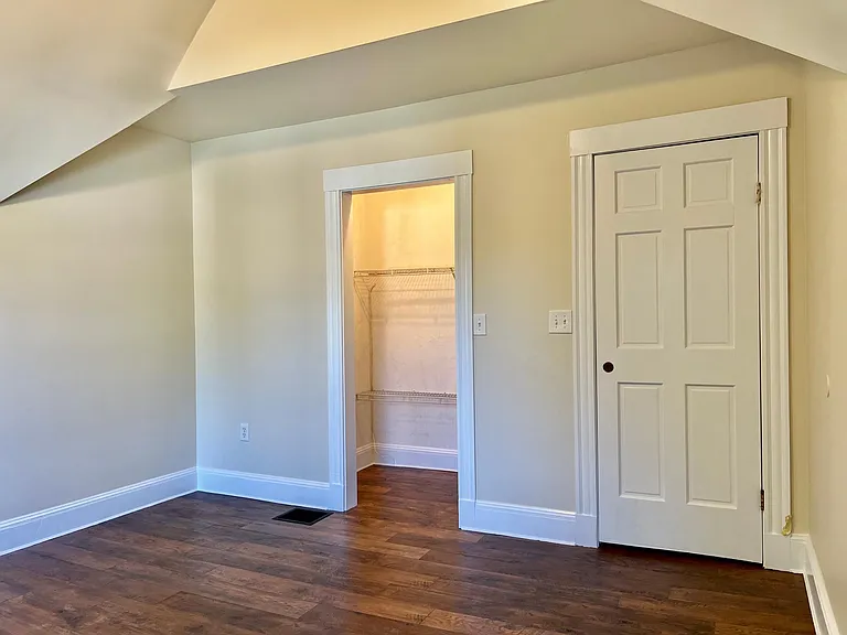 55 Beach St #2 — Photo 21