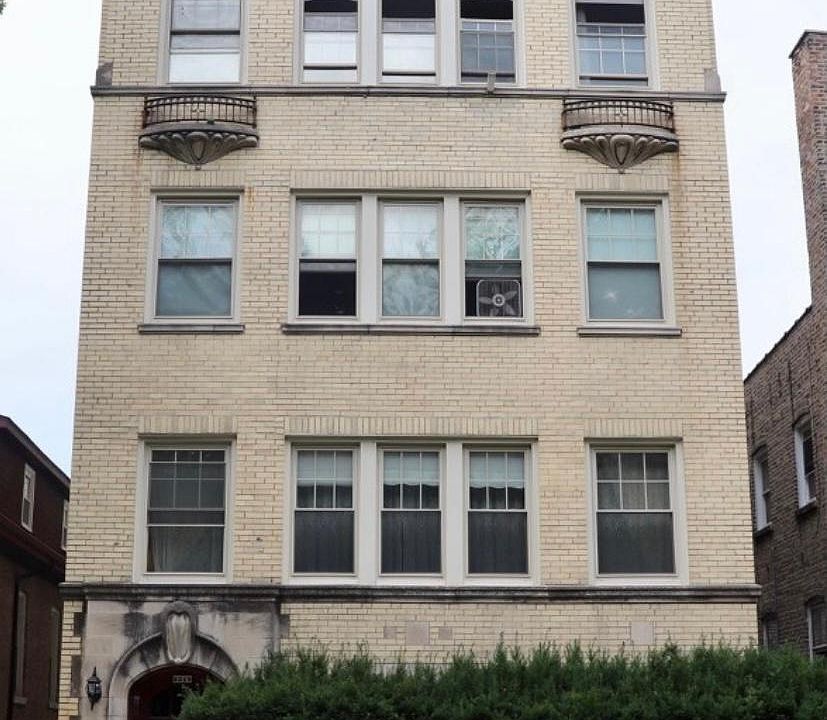 1st image of 6218 N Talman Ave APT 3