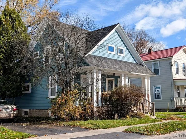 26 Eaton St, Hamilton, NY 13346