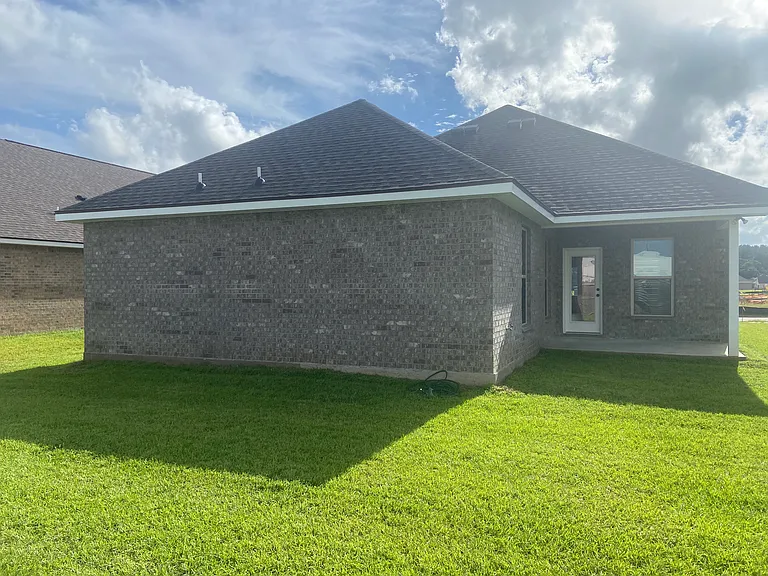 21104 Explorer Dr — Photo 2