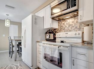 905 Gainesway Dr #ID1032260P, Tarpon Springs, FL 34689