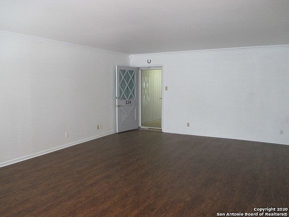 4th image of 8401 N New Braunfels Ave APT 124A