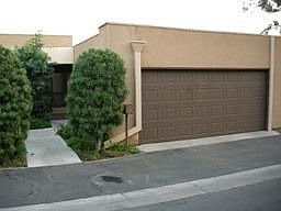 Front door & garage to 871 Temple Terrace