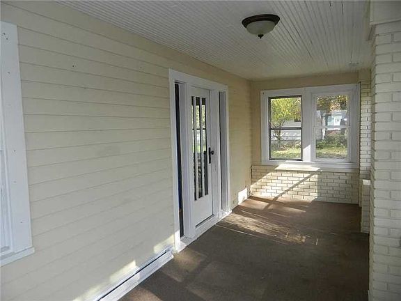 2nd image of 516 E Mills Ave