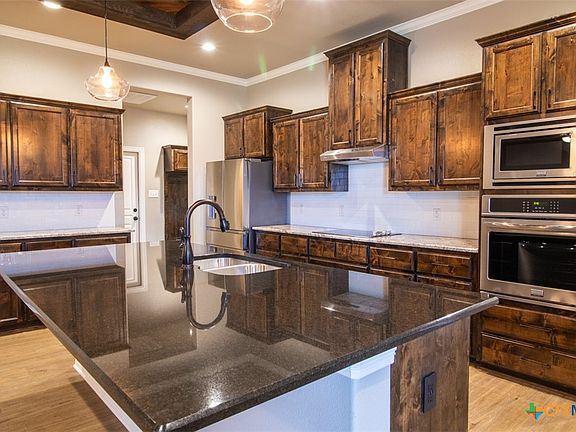 5th image of 6908 Sun Valley Dr