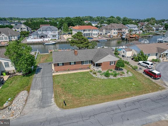 3rd image of 28 Marshall Rd