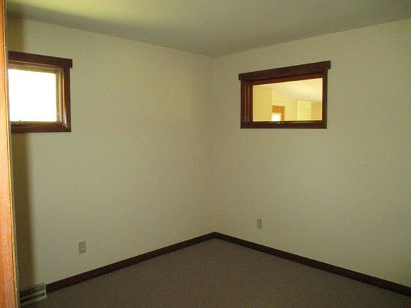 4th image of 206 Thorne St #B