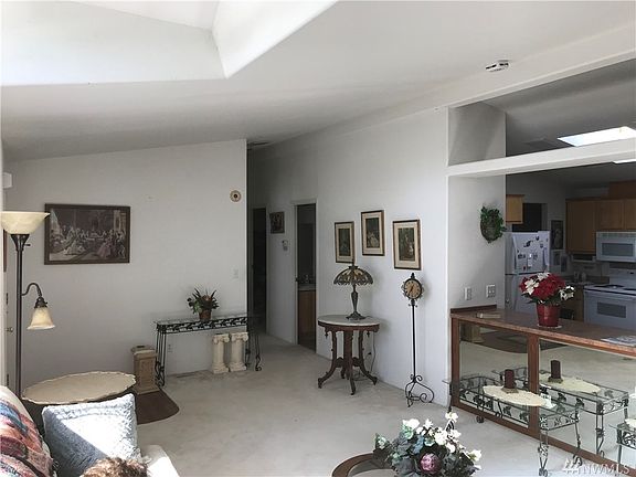 5th image of 1918 Harrison Ave Unit 46