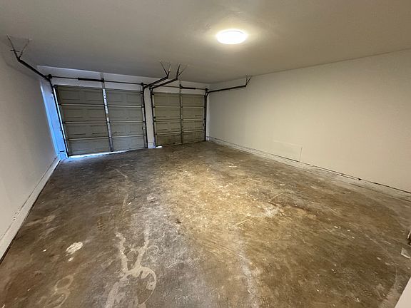 5th image of 2504 SE 51st St