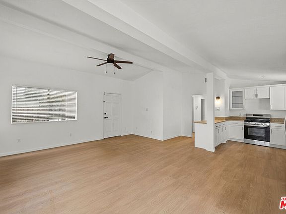 3rd image of 7853 Bothwell Rd