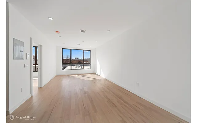 Rented by Douglas Elliman | media 24