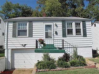 5th image of 915 Pardella Ave