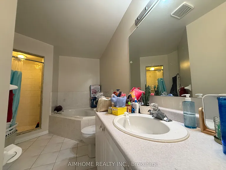 20 Craddock St — Photo 10
