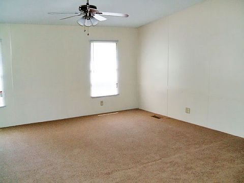 4th image of 49 Carmell St