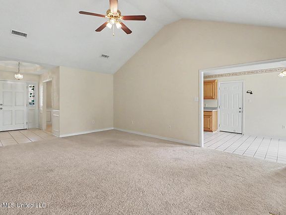 3rd image of 18041 Allen Rd