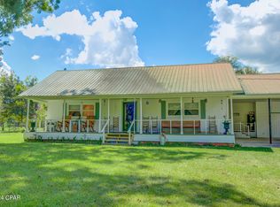 4135 Cliff Rd, Graceville, FL 32440