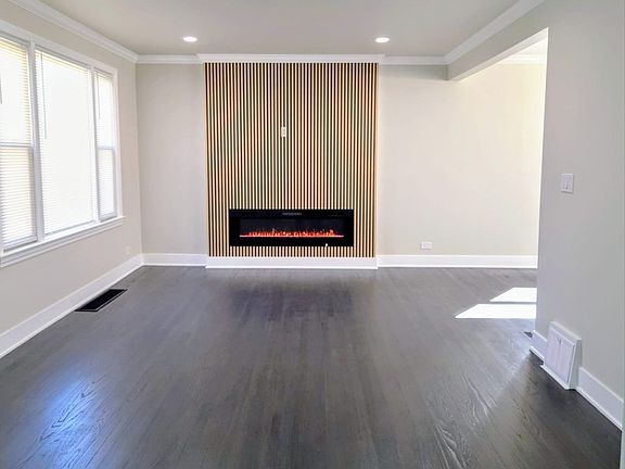 4th image of 2238 Stratford Ave