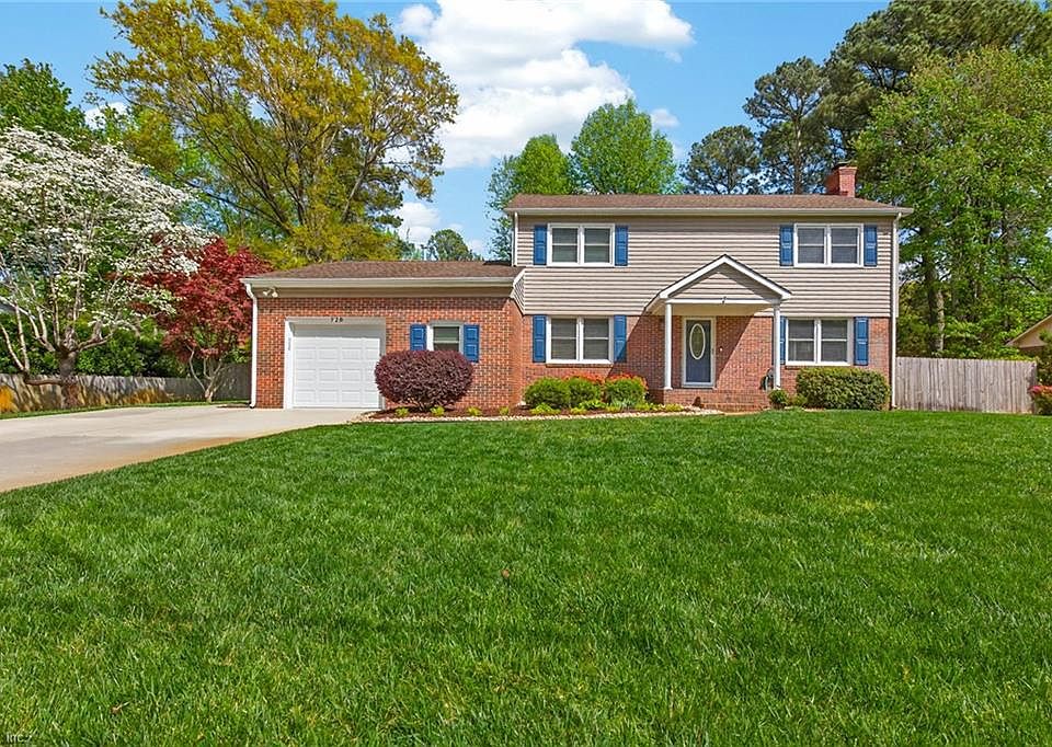 1st image of 728 Queen Elizabeth Dr