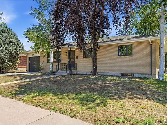 3rd image of 2536 22nd Avenue