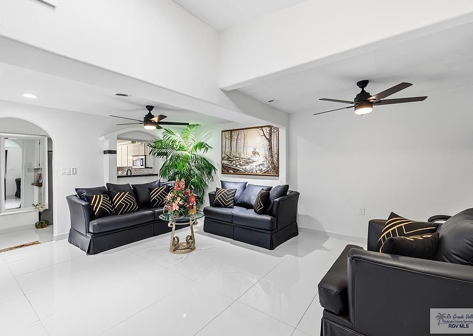 1st image of 3744 Boca Chica Blvd #100-B