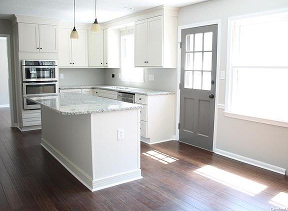2nd image of 1777 Overbrook Dr