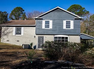 458 Shoreline Dr, Fayetteville, NC 28311