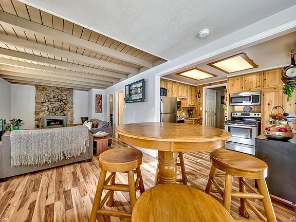 4th image of 1121 Julie Ln
