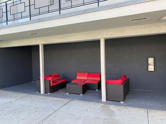 5th image of 16950 Blackhawk St APT 27