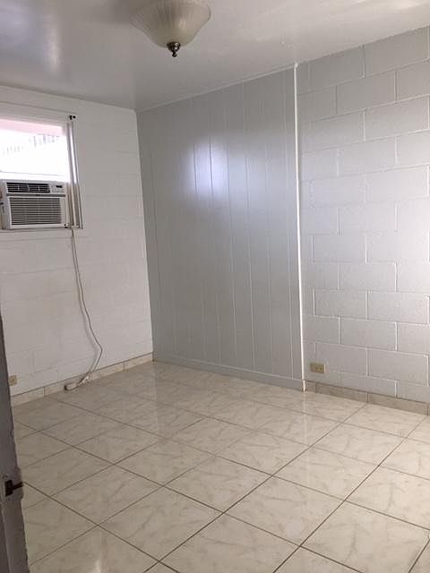 2nd image of 1928 Young St APT H