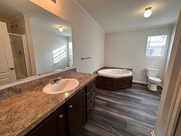 5th image of 46212 Chadsworth Dr #350