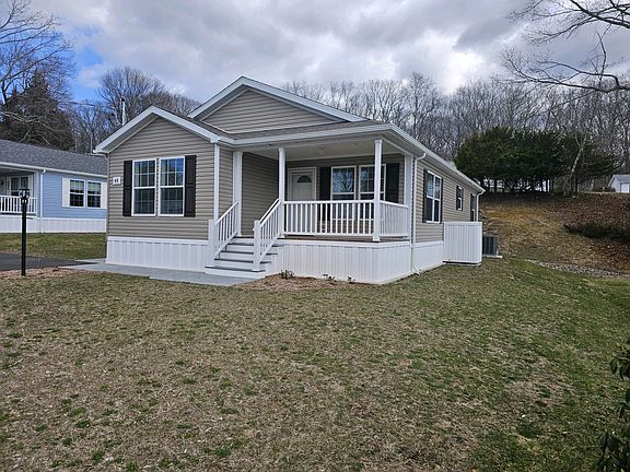 2nd image of 48 Grandview Cir #38