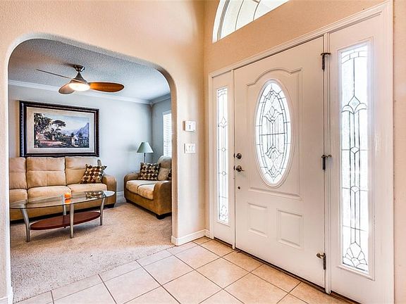 5th image of 464 Emerald Bluff Dr
