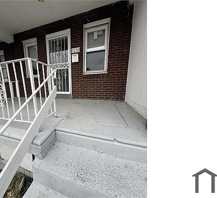 5236 Marlow St — Photo 2