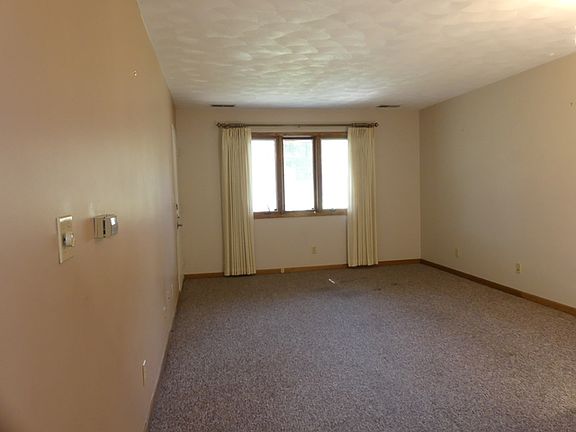 4th image of 2350 1st Street A Dr APT 5