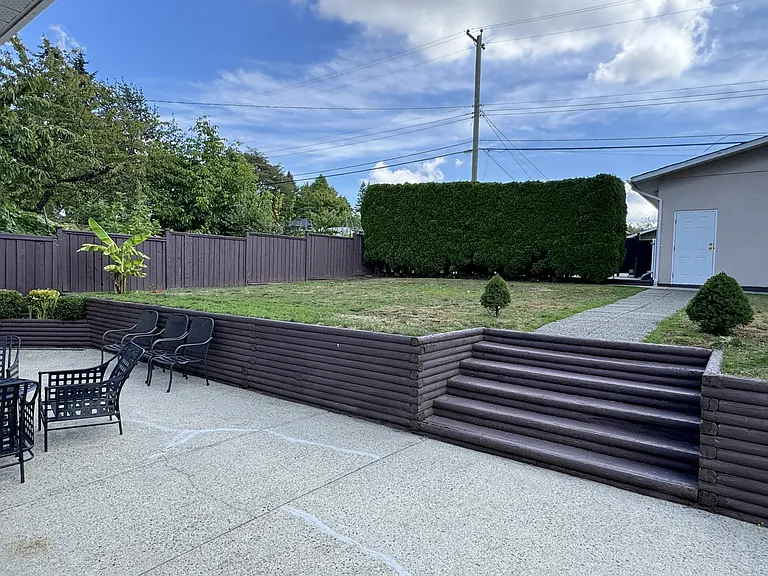8622 Armstrong Ave #A — Photo 25