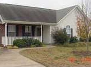 288 Century Station Dr, Rossville, GA 30741